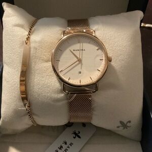 Rose gold Mamona watch with bracelets and beautiful gift boxes..